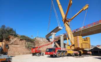 Obres en el pont de la CV-36 afectat per la DANA