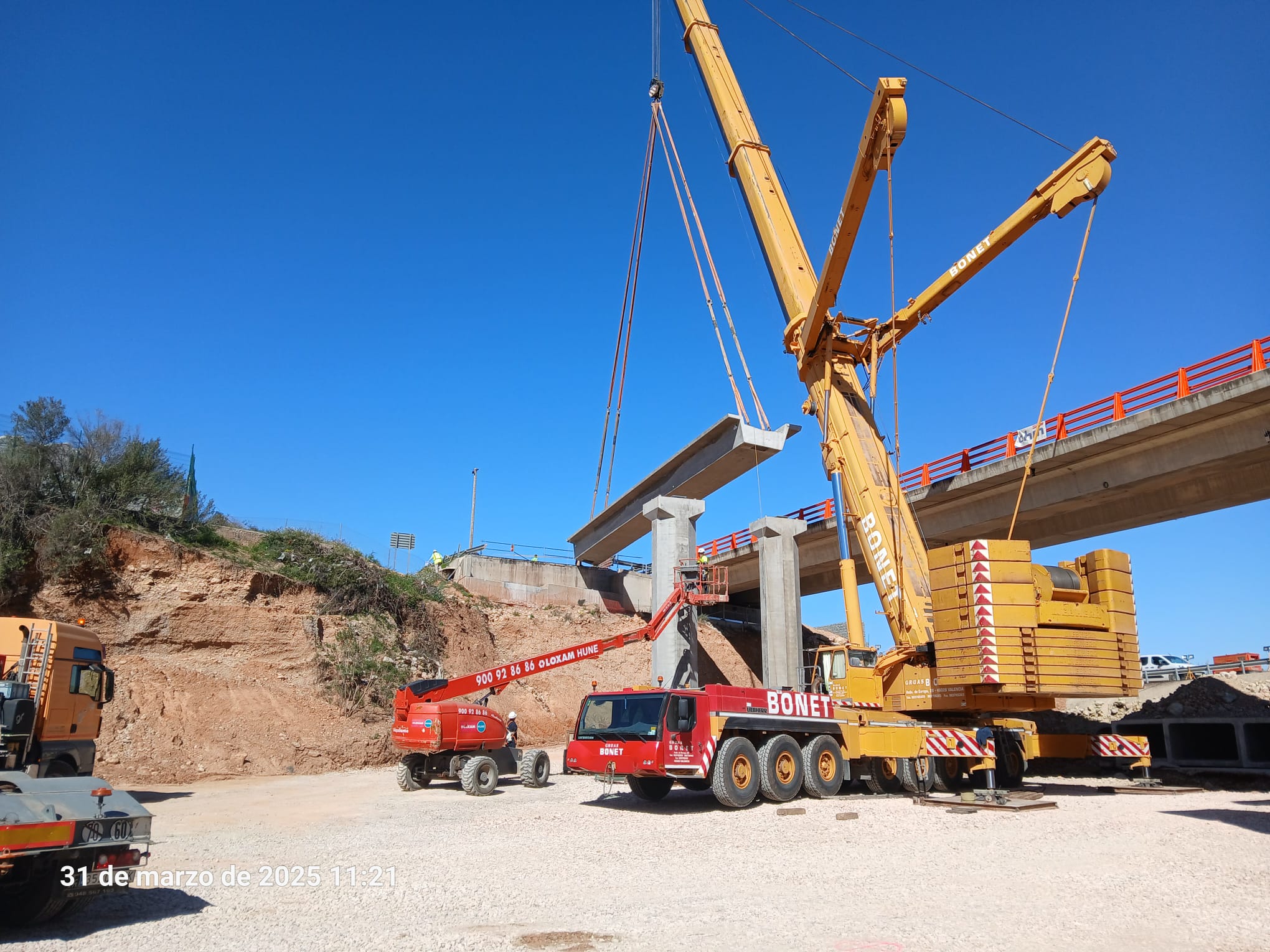Obres en el pont de la CV-36 afectat per la DANA