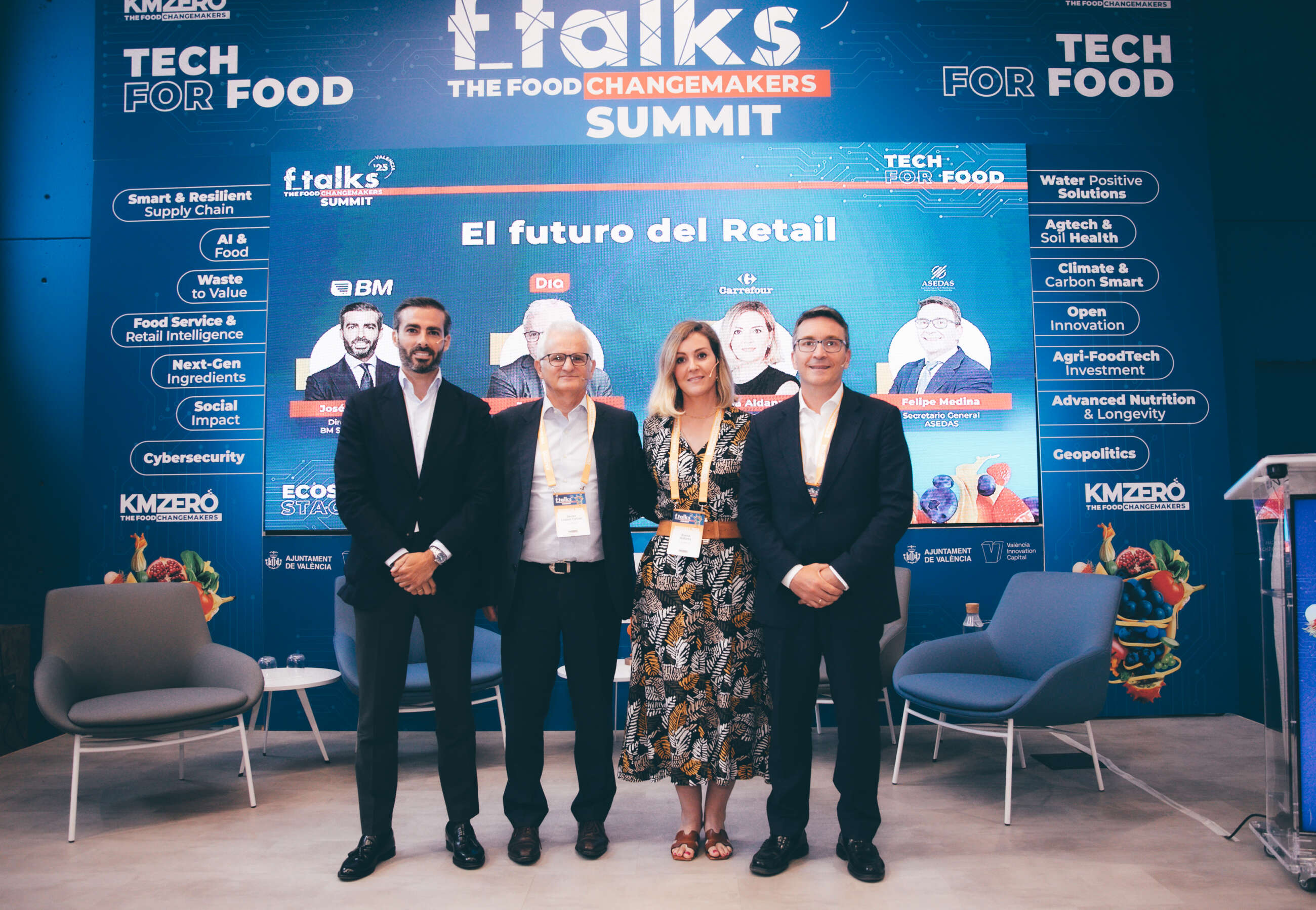 José Mendieta, director de la zona centro de Uvesco (BM Supermercados); Javier López, CFO & ESG leader de Dia; Elena Aldana, directora de RSC y Sostenibilidad de Carrefour y Felipe Medina, secretario general de Asedas