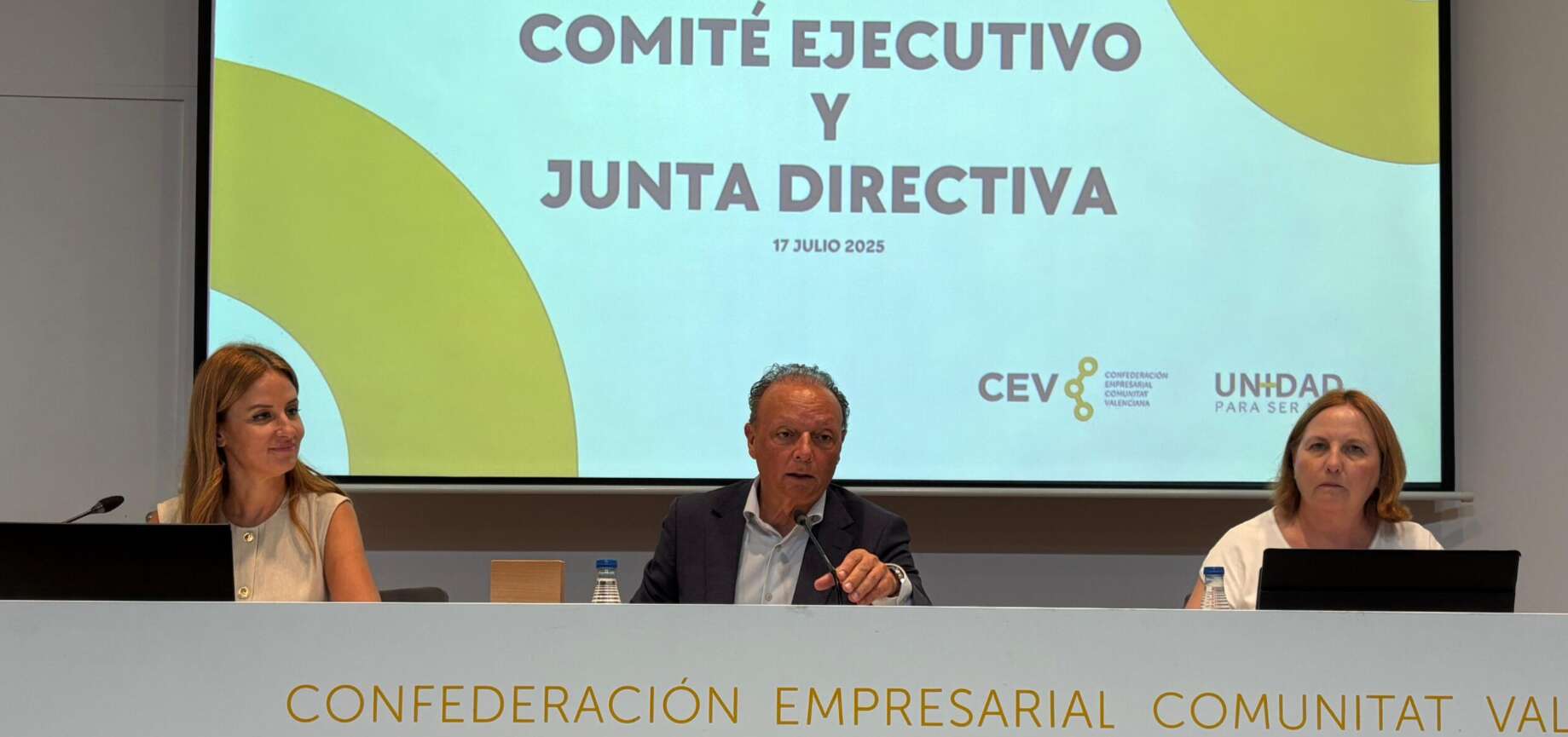 Salvador Navarro, presidente de la CEV