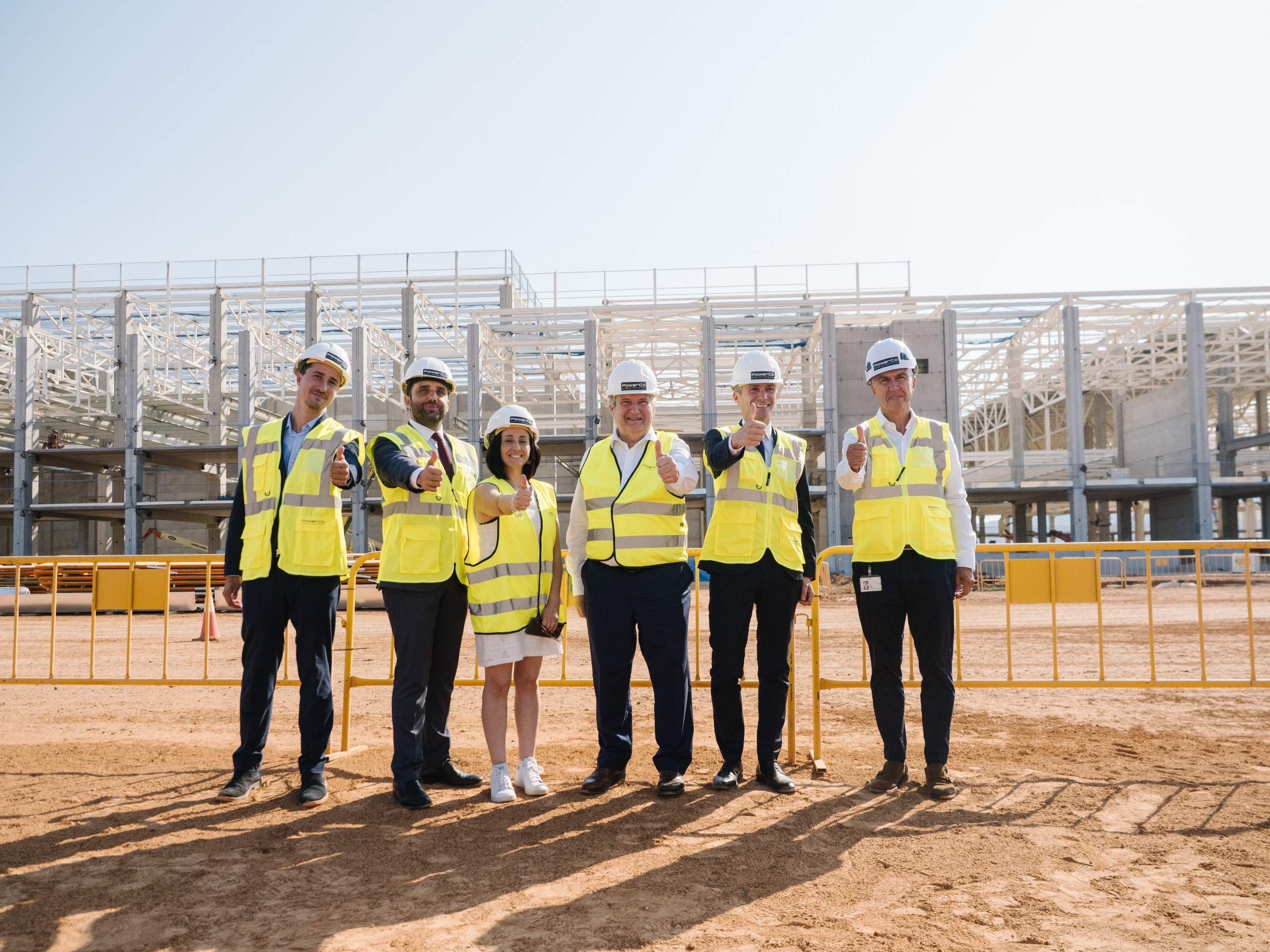 El ministro de Industria, Jordi Hereu, visita las obras de la gigafactoría valenciana de PowerCo.