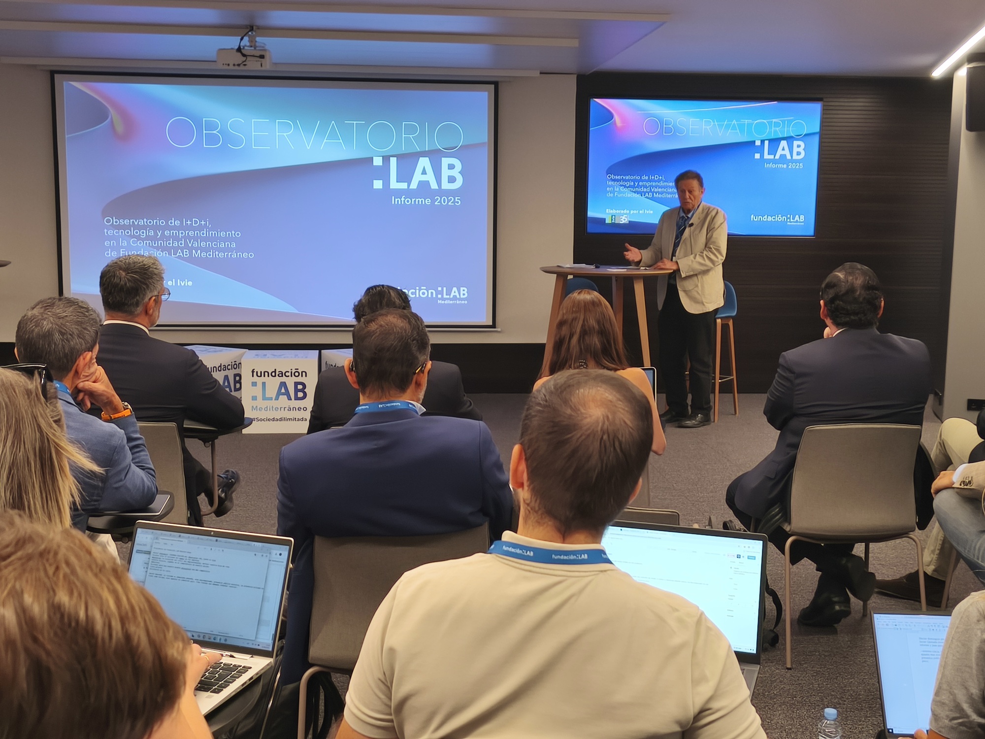 Javier Quesada presenta el Observatorio LAB de I+D+i, Tecnología y Emprendimiento 2025 de la Fundación LAB y el Ivie