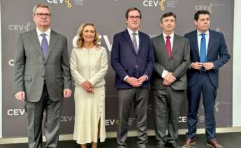 Luis Martí, Eva Blasco, Antonio Garamendi, Vicente Lafuente y César Quintanilla