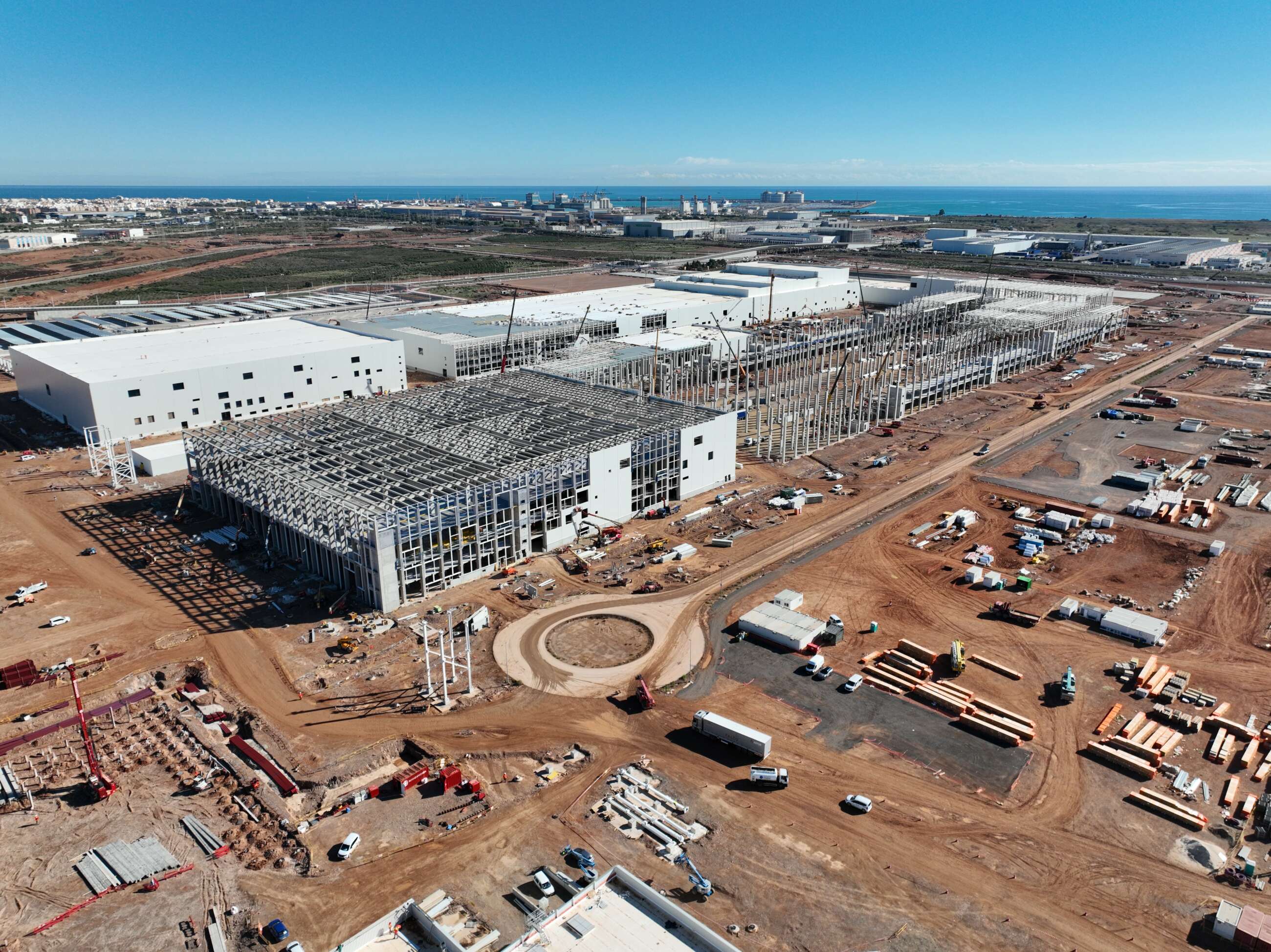 Vista de las obras de la gigafactoría de PowerCo en Sagunto