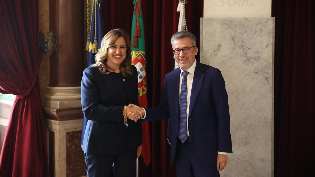 La alcaldesa de Valencia, María José Catalá, y el alcalde de Lisboa, Carlos Moedas