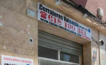 Vecinos y profesionales alertan de un aumento de asaltos domiciliarios y apuestan por reforzar la protección de los hogares