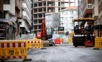 Obra en A Coruña paralizada durante el primer estado de alarma, en marzo de 2020. Foto: EFE/Cabalar