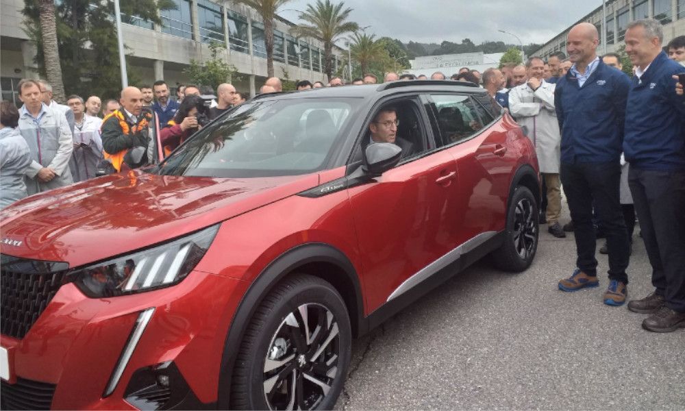 Imagen de un modelo de Peugeot 2008 producido en la planta de Stellantis en Balaídos