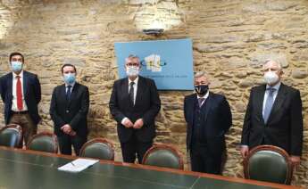 Representantes de Luckia, Comar, Ageo y Abiga se reunen con el presidente de la patronal, Juan Manuel Vieites