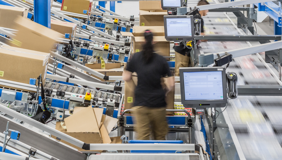 Trabajadora de logística de Inditex / Inditex