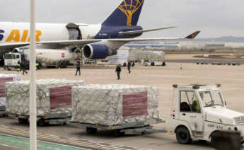 Imagen de archivo de un avión en el aeropuerto de Zaragoza con carga de Inditex