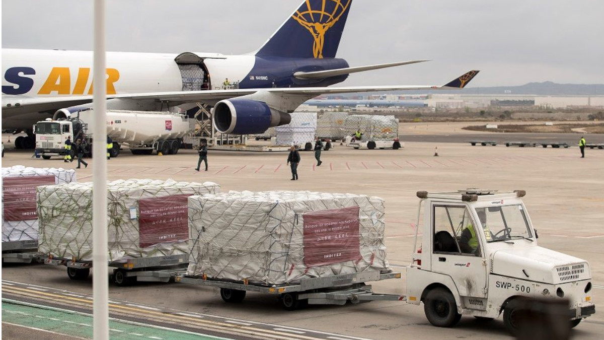 Imagen de archivo de un avión en el aeropuerto de Zaragoza con carga de Inditex