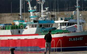 El sector pesquero gallego protesta por el veto de Bruselas a la pesca de fondo