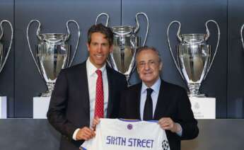 Alan Waxman, consejero delegado de Sixth Street Partners, junto a Florentino Pérez, presidente del Real Madrid