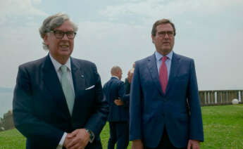 El presidente de CEG, Juan Manuel Vieites (i), junto al presidente de la Confederación Española de Organizaciones Empresariales (CEOE), Antonio Garamendi; en la reunión del Consejo Asesor de la Confederación de Empresarios de Galicia (CEG)