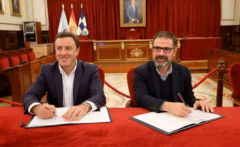 El presidente de la Diputación de A Coruña, Valentín González Formoso, y el alcalde de Ferrol