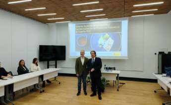 El presidente de Conxemar, Eloy García, y el delegado de la Zona Franca de Vigo, David Regades, durante la presentación del Informe Sectorial de la Industria y Comercialización de Productos Pesqueros en España 2022 / Europa Press