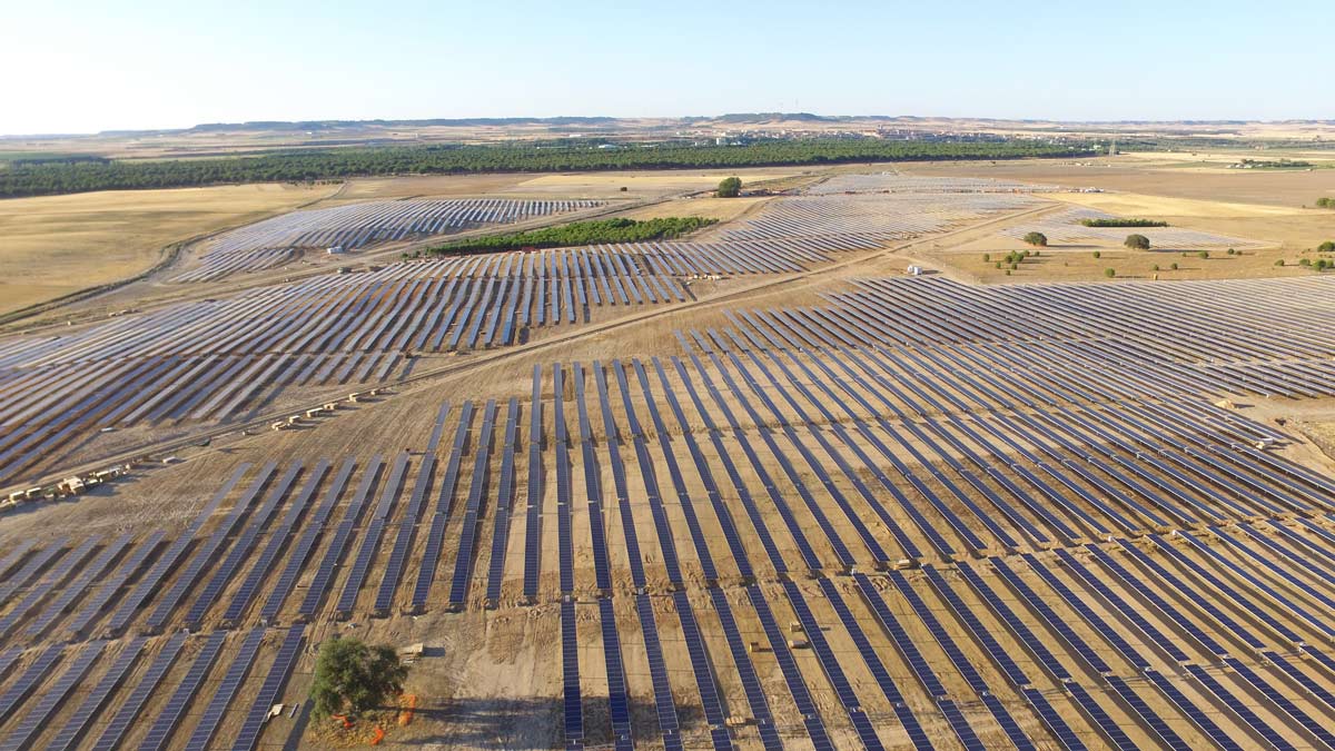 Parque solar fotovoltaico de Lantania en Tordesillas (Valladolid)