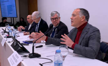 Marcelino Fernández Mallo, Juan Manuel Vieites, Francisco Conde y Julián Rodríguez durante la presentación de la tercera edición del Atlas Gallego de la Empresa Comprometida / Xurxo Lobato