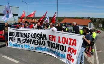Protesta de trabajadores de Losán en Curtis / CIG
