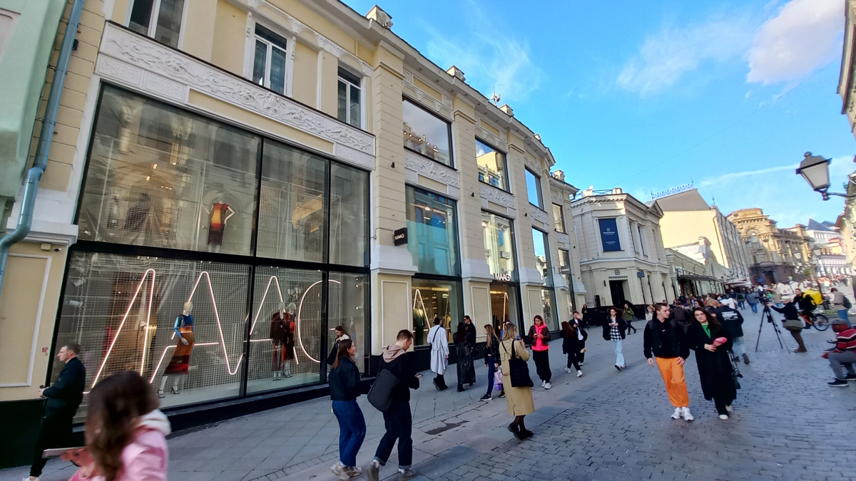 Maag, el sustituto de Zara en Rusia, causa furor en su apertura