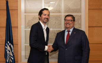 Manuel García Pardo, director ejecutivo de Greenalia, y Julio Abalde, rector de la UDC