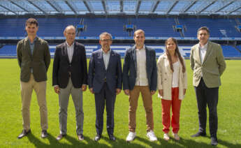 Vicente Fernández, junto a Carlos Ballesta, Álvaro García Diéguez, Michelle Clemente Escotet y David Villasuso, nuevos integrantes del consejo de administración del Real Club Deportivo de La Coruña