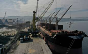 Imagen del Puerto Exterior de A Coruña en Punta Langosteira