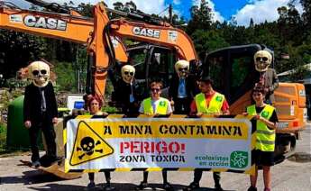 Protesta de Ecoloxistas en Acción que paraliza obras en la mina de San Finx - ECOLOXISTAS EN ACCIÓN