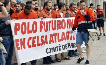Imagen de archivo de una protesta de los trabajadores de Celsa Atlantic en A Coruña. EFE/Kiko Delgado