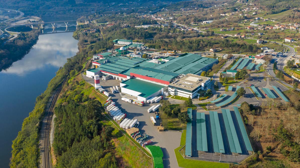 Vista aérea de las instalaciones del grupo Coren en el Centro de Procesado Avícola de Santa Cruz de Arrabaldo