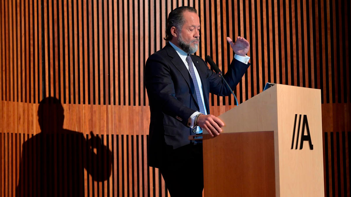 El presidente de Abanca, Juan Carlos Escotet, durante la inauguración de la exposición internacional ‘Al: More than human’, en la sede de Afundación Obra Social de ABANCA, a 5 de septiembre de 2022, en A Coruña, Galicia (España)