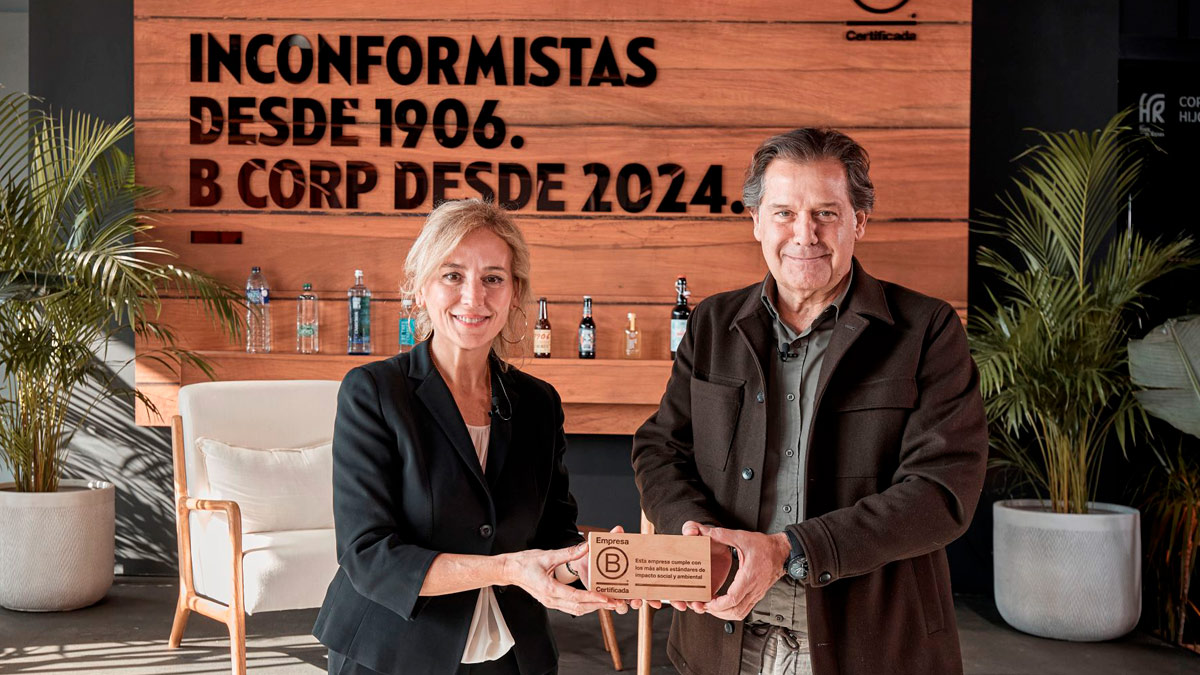 Belén Viloria, directora ejecutiva de B Lab Spain, e Ignacio Rivera, presidente ejecutivo de Corporación Hijos de Rivera
