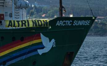 El barco de Greenpeace, Arctic Sunrise, a 12 de junio de 2024, a su llegada a la Ría de Arousa, A Coruña. - Elena Fernández