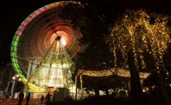 Las luces de Navidad alumbran Vigo