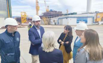 La conselleira de Economía e Industria, María Jesús Lorenzana, visita los astilleros de Armón en Vigo / Europa Press