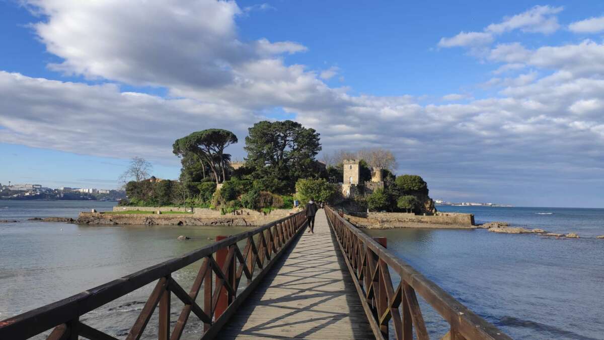 Imagen de la Isla de Santa Cruz en Oleiros / Ministerio de Inclusión, Seguridad Social y Migraciones