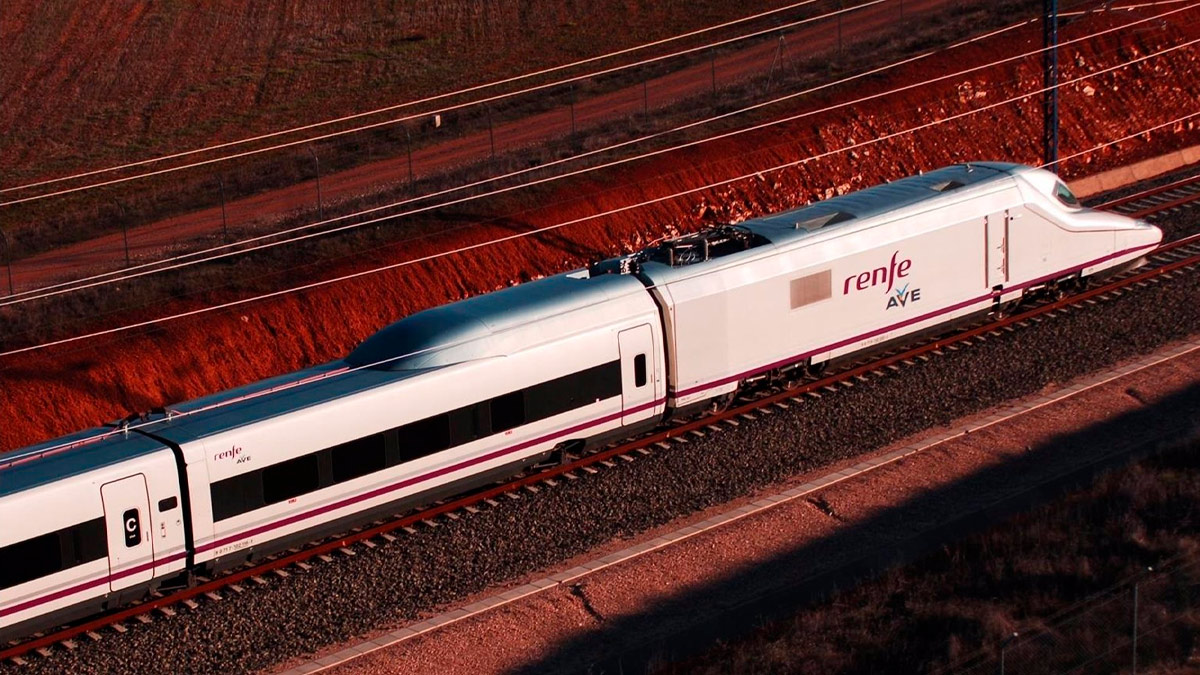 Imagen de archivo de un tren AVE de Renfe