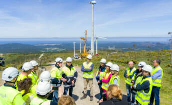 Imagen de la conselleira de Medio Ambiente y Cambio Climático, Ángeles Vázquez, durante su visita a las obras de repotenciación del parque eólico Monte Redondo (Naturgy) / Naturgy