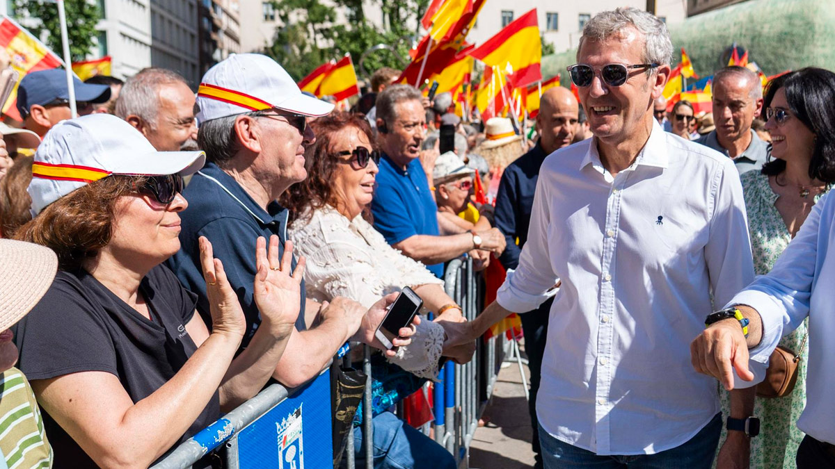 El presidente del PPdeG, Alfonso Rueda, en la concentración de este domingo en Madrid.
