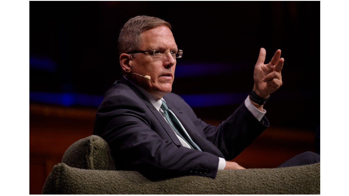 El CEO de Alcoa, Bill Oplinger, en una entrevista en el Melbourne Mining Club / Melbourne Mining Club