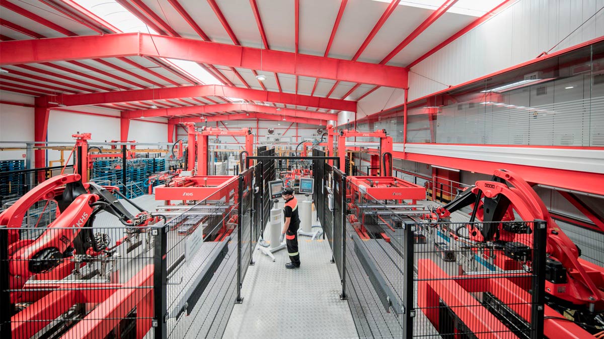 Operario en la planta de Estrella Galicia