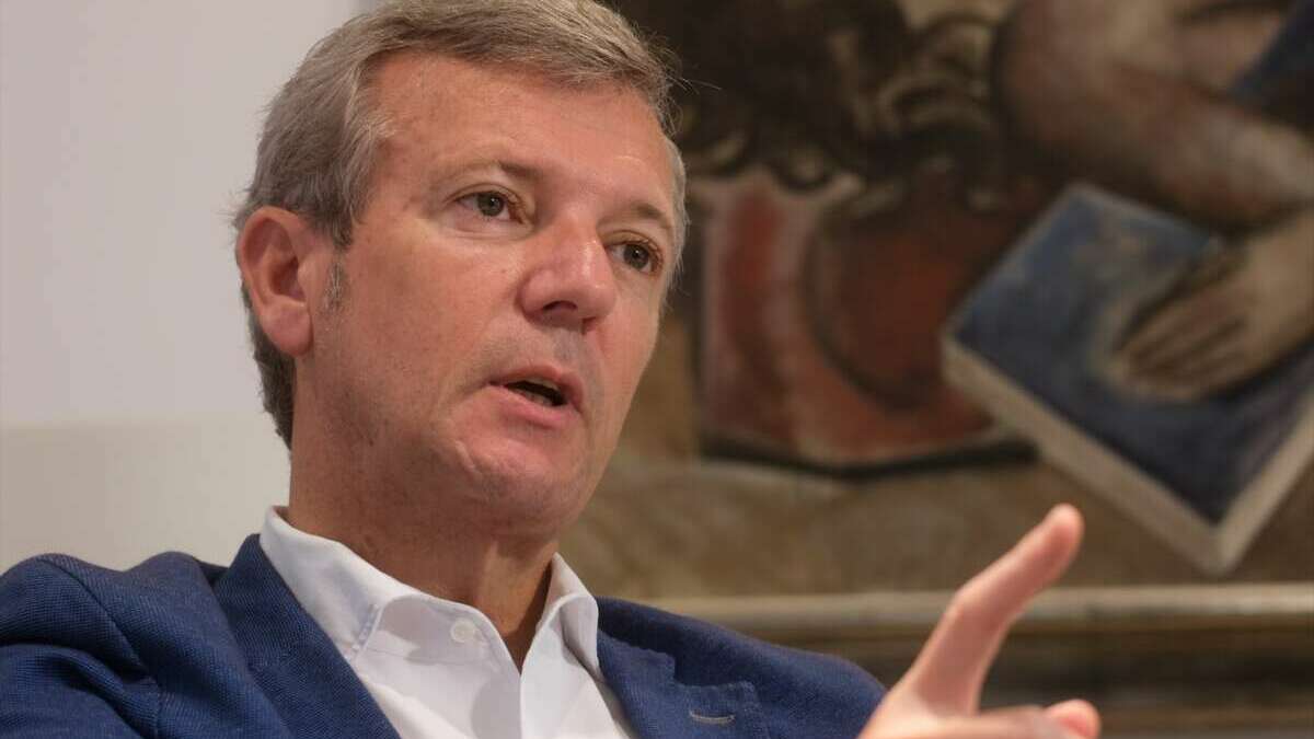El presidente de la Xunta, Alfonso Rueda, durante una entrevista