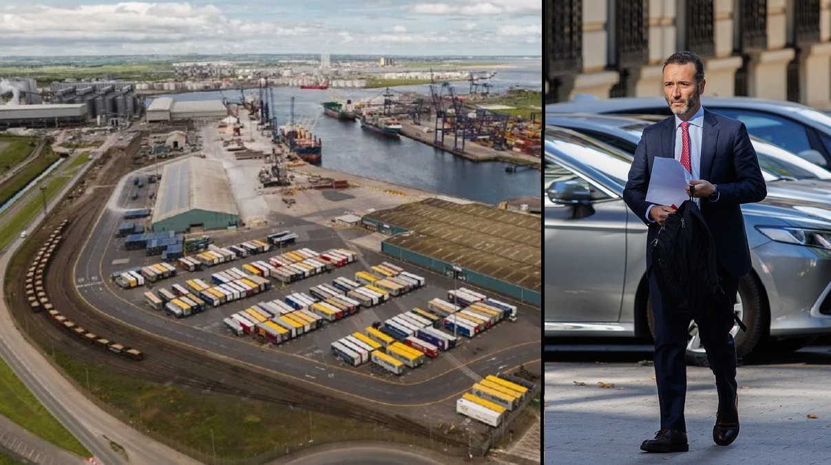 Roberto Cibeira, CEO de Pontegadea, el grupo inversor de Amancio Ortega, al lado de una imagen de activos de PD Port, el grupo de activos portuarios y logísticos en el que entraron este 2025