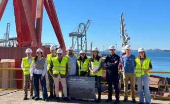 Naturgy construye en Astillero San Enrique (Vigo) una plataforma pionera para producir energía fotovoltaica en mar abierto / Naturgy