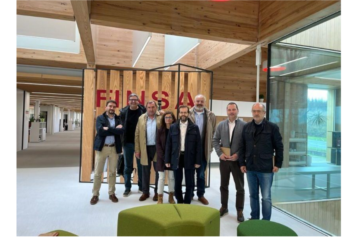 Junta directiva del Clúster da Madeira e o Deseño celebrada en las instalaciones de Finsa en 2023 / CMD