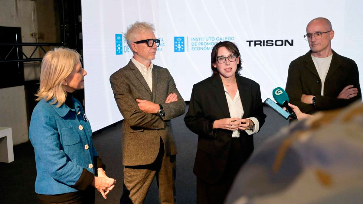 María Jesús Lorenzana, conselleira de Economía, en su visita a las instalaciones de Trison.