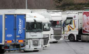 Imagen de archivo de un grupo de camiones en una estación de servicio en Galicia / Carlos Castro - Europa Press