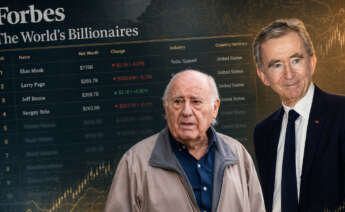 Amancio Ortega y Bernard Arnault con la lista Forbes de fondo