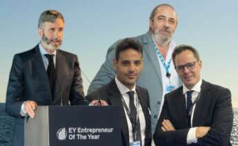 De izquierda a derecha, el presidente de Profand, Enrique García Chillón; los fundadores de Wofco, Alberto Barreiro y Borja Tenorio; y en segundo plano el CEO de Nueva Pescanova, Jorge Escudero